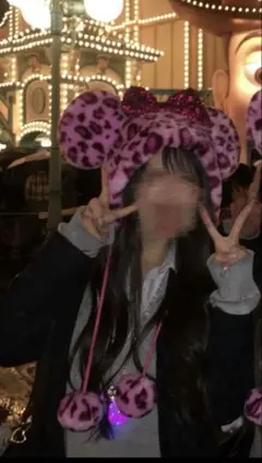 Item thumbnail for item ea183e42-32b5-4025-89ce-d3a51d6f1989