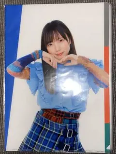 日向坂46」の元メンバー齊藤京子さんの雑誌付録両面クリアファイル