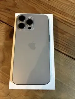 【美品】iPhone15ProMax256GBナチュラルチタニウム