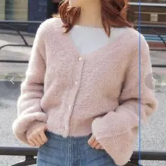未使用　tiptop キラキラボタンVネックフェザーカーディガンのサムネイル