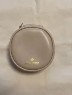 MARY QUANT ポーチ ラウンド型 ベージュのサムネイル