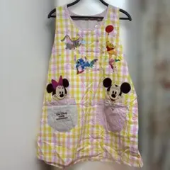 新品！エプロン　保育士　ディズニー