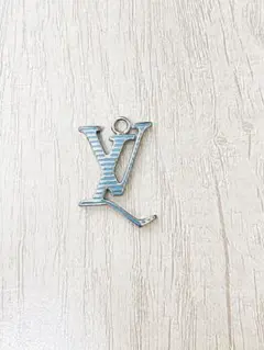 ルイヴィトン LVイニシャルターコイズネックレス JIMIN着用 - メルカリ