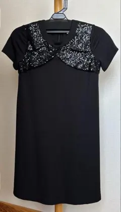 子供用黒半袖ワンピース