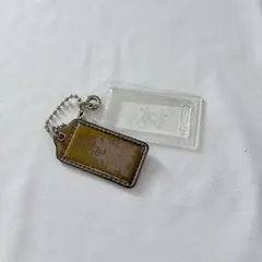 coach レザー タグ型 キーホルダー
