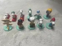 チョコエッグ　スヌーピー フィギュア 11体セット