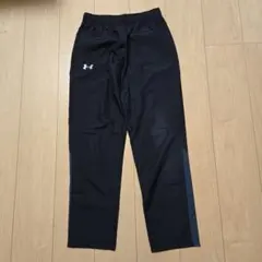 BOYS　.Under Armour 黒 ジャージパンツ