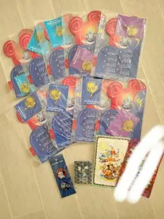 東京ディズニーランド　20周年　ポストカード　キーチャーム　カレンダー　缶バッチ