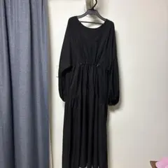 mystic ドロストギャザーワンピース黒2way ゆったりシルエット