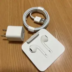 iPhone 純正新品イヤホン earphones とケーブル/アダプタセット