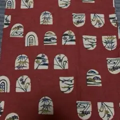 正絹　約35×88 赤系にベージュ緑紫黄　レトロ大正ロマン　和柄　はぎれ