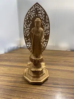 木彫り 薬師如来立像 仏像 /舟形光背 蓮華座/ヴィンテージ - メルカリ
