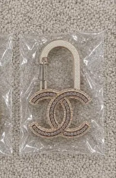 CC ロゴ アクリルカラビナ チャーム ノベルティ
