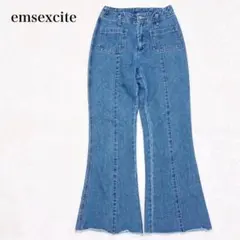 エムズエキサイト カットオフフレアパンツ デニム ハイウエスト センタープレスのサムネイル