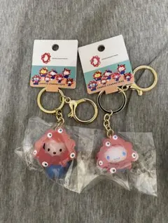 大阪万博　サンリオ ミャクミャククリアキーホルダー　シナモロール&ポチャッコ