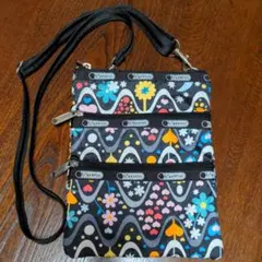 LeSportsac　ショルダーバッグ　kasey