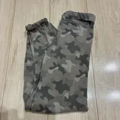 西松屋✳︎迷彩柄 カモフラージュ　ロングパンツ 長ズボン キッズボーイ130cm