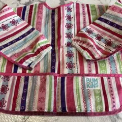 Bumkins 子供用お食事エプロン　汚れあり