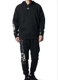 Under Armour ブラック フード付きパーカー&ズボン上下セット