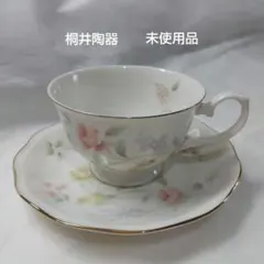 桐井陶器　カップ＆ソーサー 花とローズ柄 金彩　日本製　未使用 匿名配送