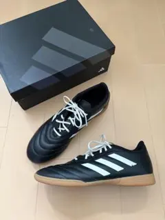美品 adidas アディダス フットサルシューズ ブラック ホワイト 25cmのサムネイル