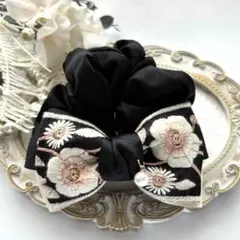紅茶 様お取引中⭐3105⭐❣️大人可愛い春夏アクセ❣️オリジナル✴インド刺繍