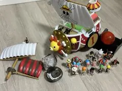 D*g様 ワンピースの実 サウザンド・サニー号 フィギュアセット