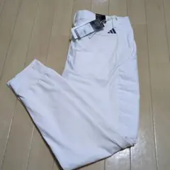 adidas クッションパネル付きパンツ ホワイト