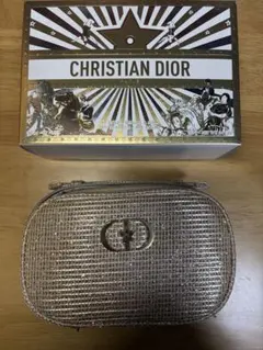 【美品】dior ディオール　ホリデー　限定　ラメ　ゴールド　ポーチ　バニティのサムネイル