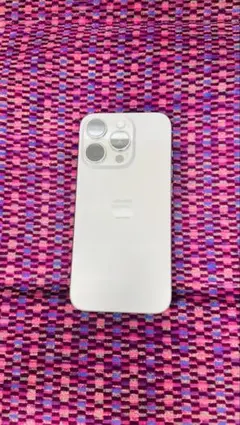 Apple iPhone 15Pro シルバー 本体