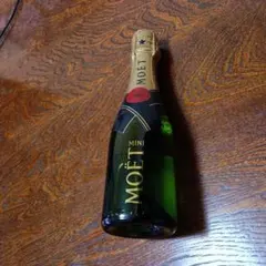 MOËT & CHANDON MINI シャンパン 200mlのサムネイル