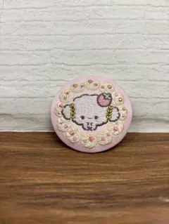 ★新品★未使用★サンリオ刺繍缶バッジ★こぎみゅん★