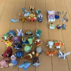ポケモン フィギュア9体+指人形24体 その他おまけ