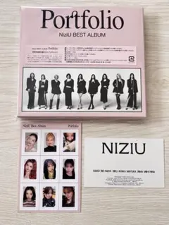 NiziU portfolio 初回生産限定盤のサムネイル