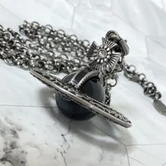 Vivienne Westwood⭐️オーナメンタルOrbネックレス／ブラックのサムネイル