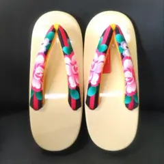 新品未使用品！高級桐下駄　R-K　リョウコ キクチ 花柄　 24cm