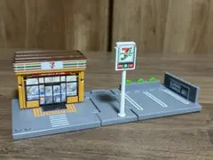 【美品】 トミカタウン セブンイレブンのサムネイル