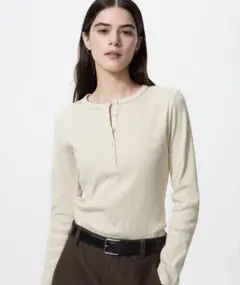 UNIQLO ユニクロ リブヘンリーネックT