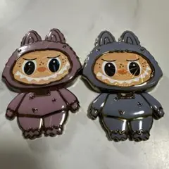 1つのお値段です、LABUBUスマホスタンド /ピンク紫色×ブルーグレー
