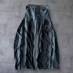 再構築　リメイクワイドデニム　パンツ　リメイク　サイドジップ　アディダス　黒