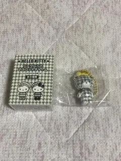 ハローキティ モノクロガーリー シークレットマスコットチャーム タイニーチャム