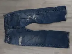 Levi’s ダメージジーンズ