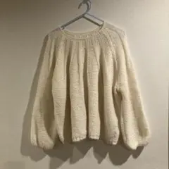 アイボリー ニットセーター 長袖