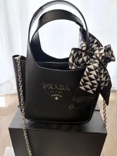 2026年最新】prada ノベルティ ショルダーバッグの人気アイテム - メルカリ