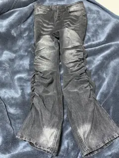 グレー フレアデニムパンツ ギャザー入り
