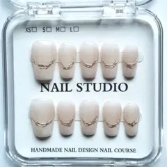 ハンドメイド ネイルチップ ベージュ ゴールド装飾117M バレリーナ