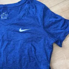 NIKE Tシャツ