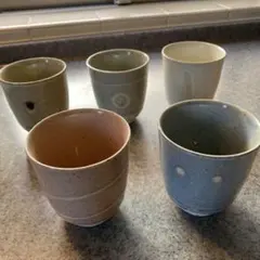 カップ　陶器製湯飲み5個セット　未使用　色、柄違い　普段使い