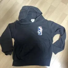 パーカー 黒 150サイズ