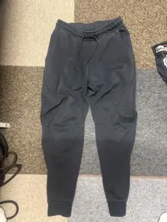 Nike ブラック ジョガーパンツ Sサイズ